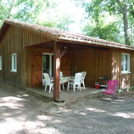 Les Gîtes Du Puch Hébergement de vacances *